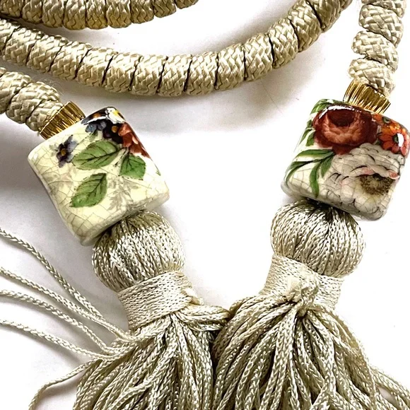 Vintage Tassel Twisted Cord Rope Belt with Floral Cubes - Picture 2 of 3